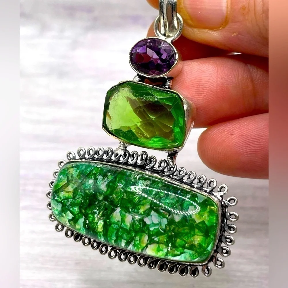 Green Solar Quartz Pendant